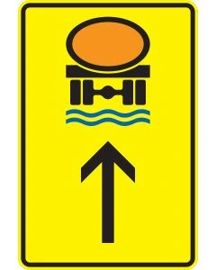 Verkehrszeichen 422-34 „Wegweiser für bestimmte Verkehrsarten, Fahrzeuge mit wassergefährdender Ladung - geradeaus“